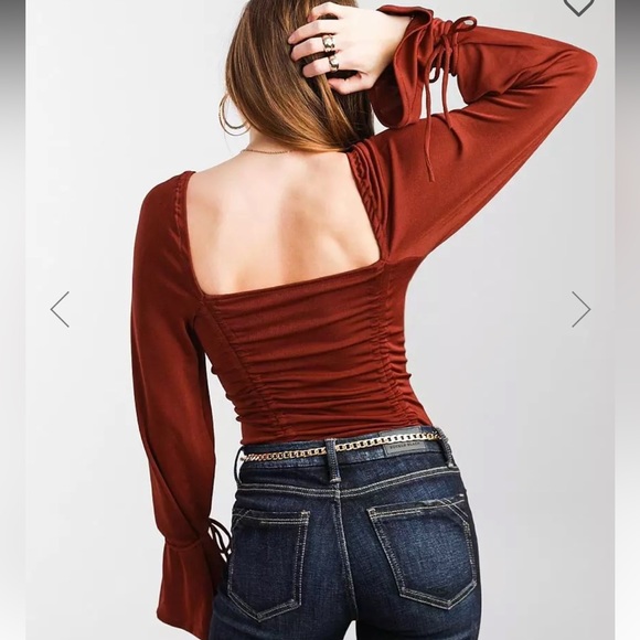 Free People Intimately Meant To Be Ruched Top Bell Sleeve in Cherry Chai -size M - Picture 3 of 13